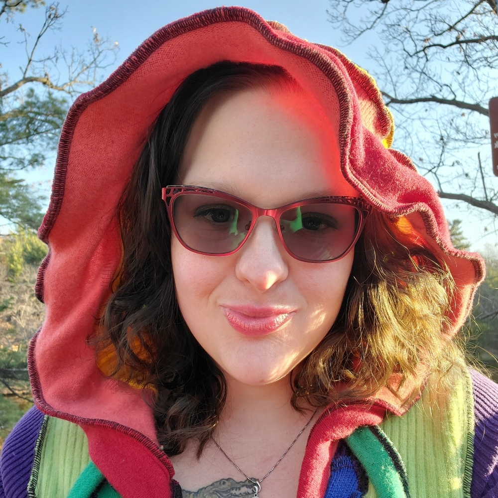 Meet your Posher, Crystal